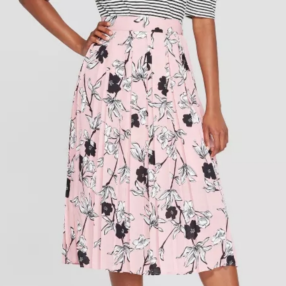 Who What Wear Size 12 Floral Pink Pleated Skir